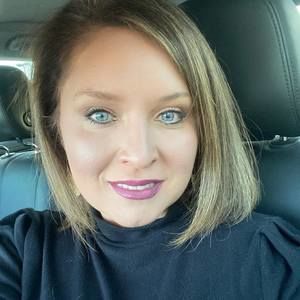 Meet your Posher, Alisa